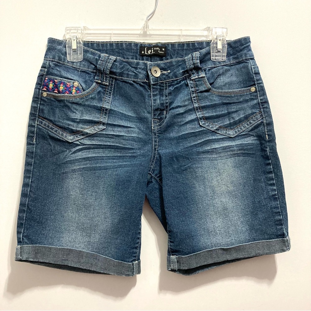 LEI Jeans Blue Jean Bermuda Shorts Denim Jorts